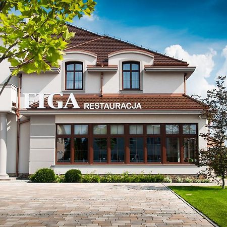 Hotel Figa Plewiska ภายนอก รูปภาพ
