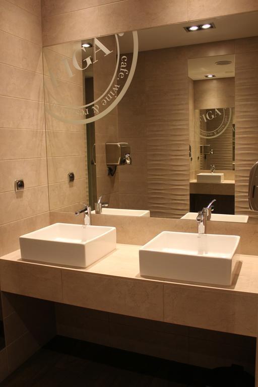 Hotel Figa Plewiska ภายนอก รูปภาพ